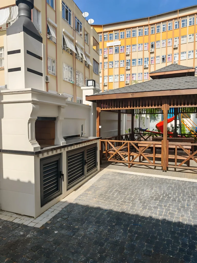 A simple comfort grows from the 2 Bedroom Apartment In City Center