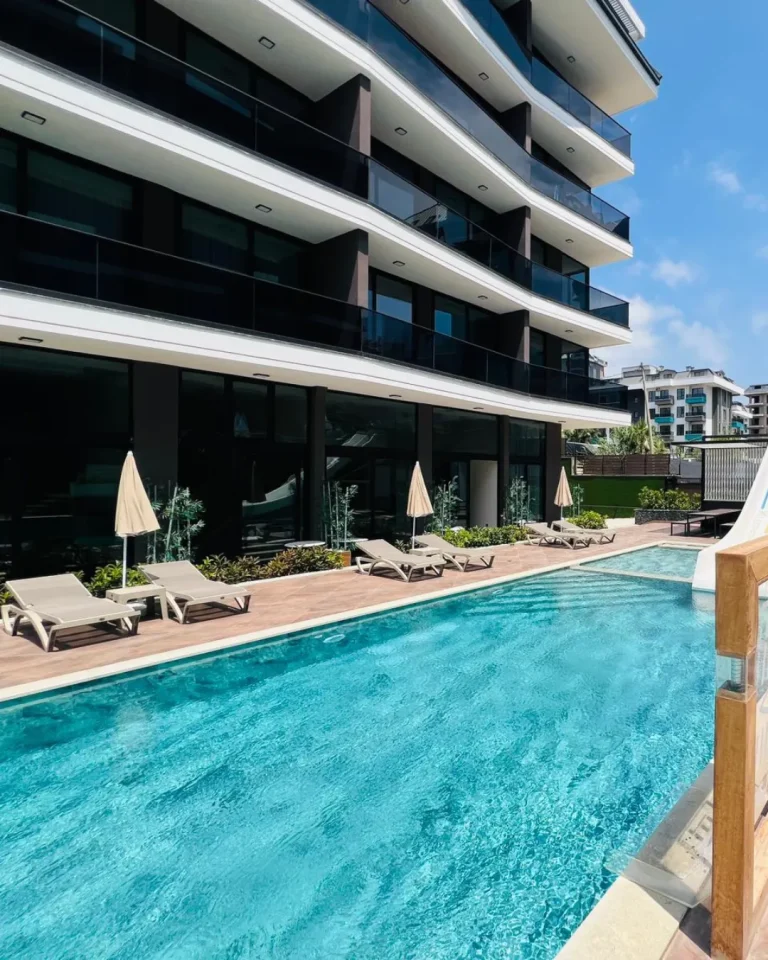 A soft feeling of renewal touches the Alanya Brand New Coastal Home