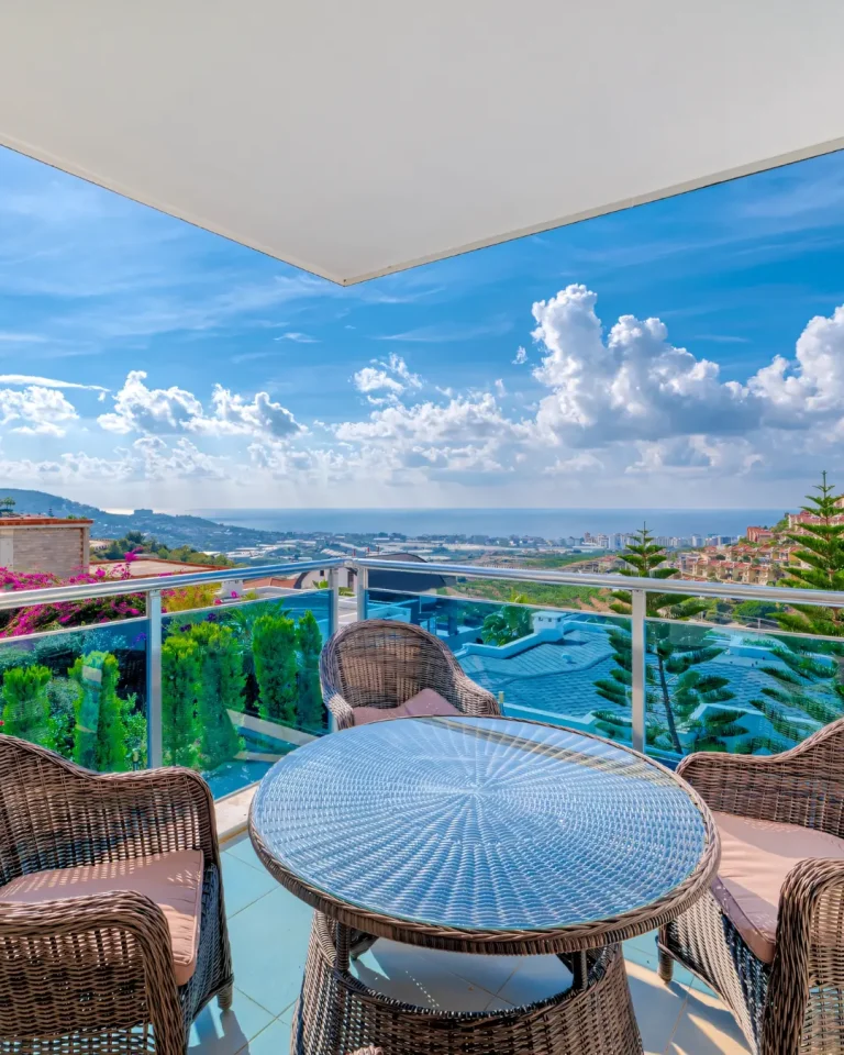 A soft mountain breath awakens in the Alanya Sea Facing Villa in the Green Mountains