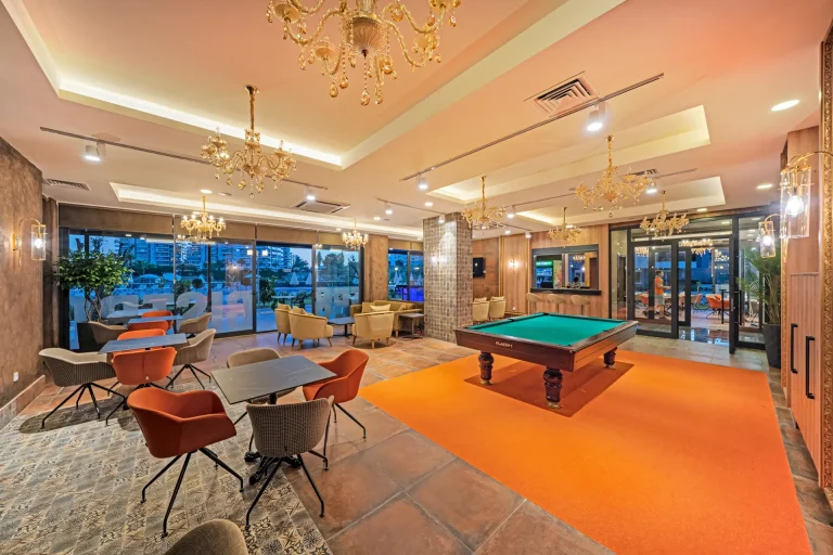 A peaceful rhythm of vacation life flows in the Alanya Vacation Home in a Beautiful Complex