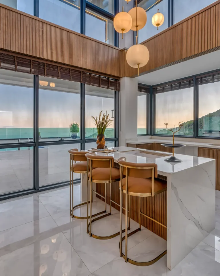 A warm stillness of nature moves in the Luxury Mountain Home With Sea View in Alanya