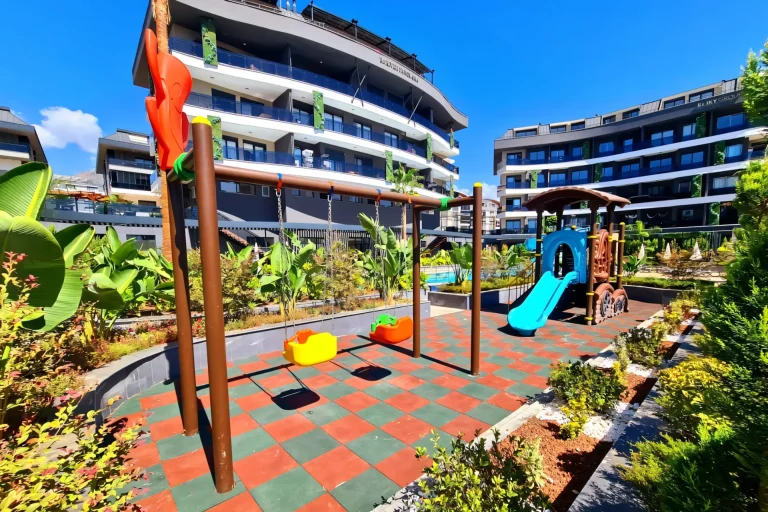 A warm touch of assurance lives in the Ready to Move Quality Home in Alanya