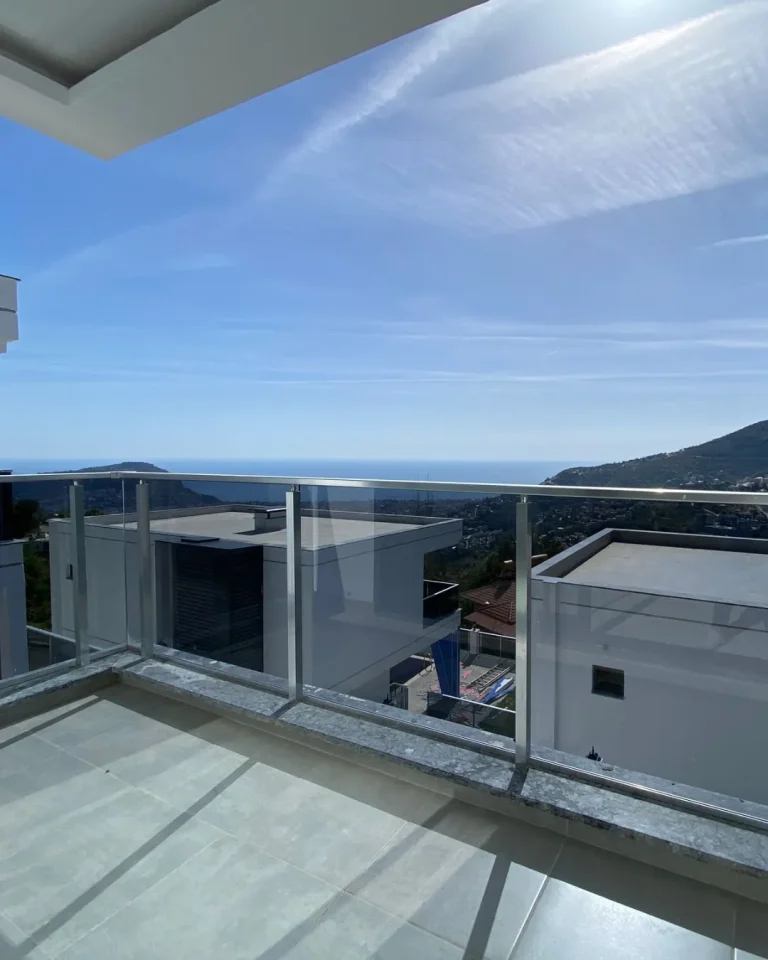 Luxury Sea View And Furnished Villa In Alanya
