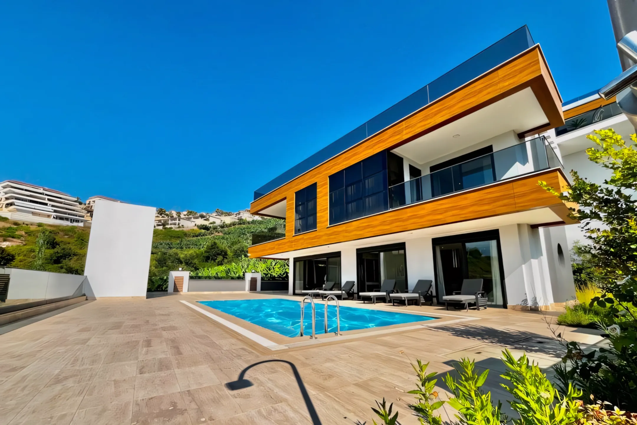 Real Estate in Alanya - Villa with private pool