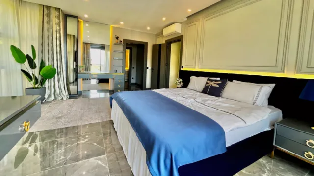 Real estate in Alanya - Big villa with private pool